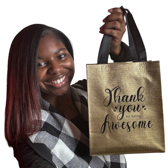 Other - NWT Self Care Package for Posh Shows!